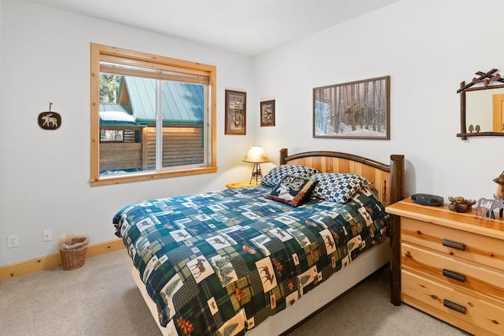 საძინებელი 3