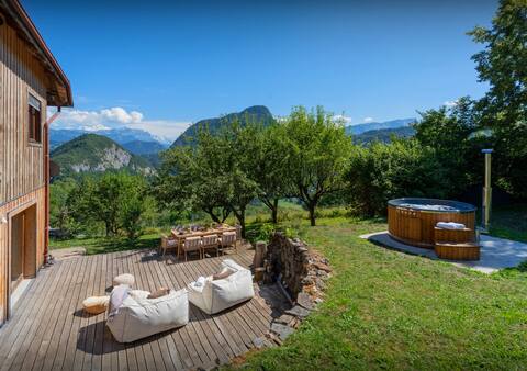 Alpine home 10p with superb views
