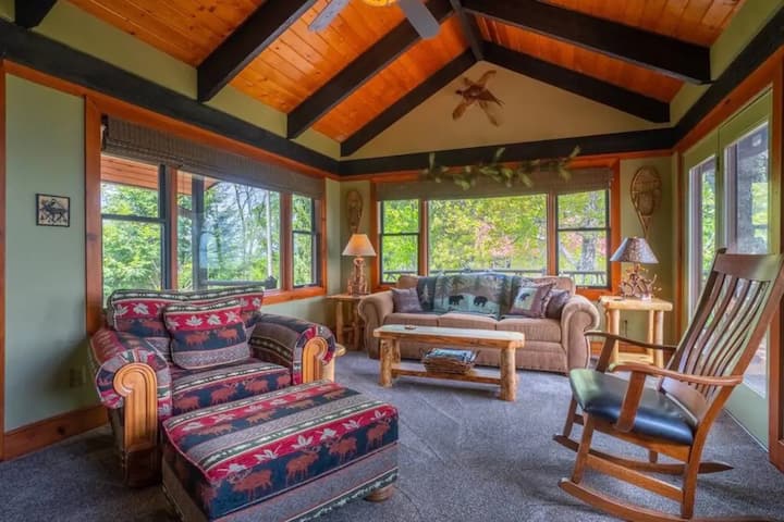 Extraordinary Sunrise And Sunset Mtn. & Lake Views - Young Harris, GA
