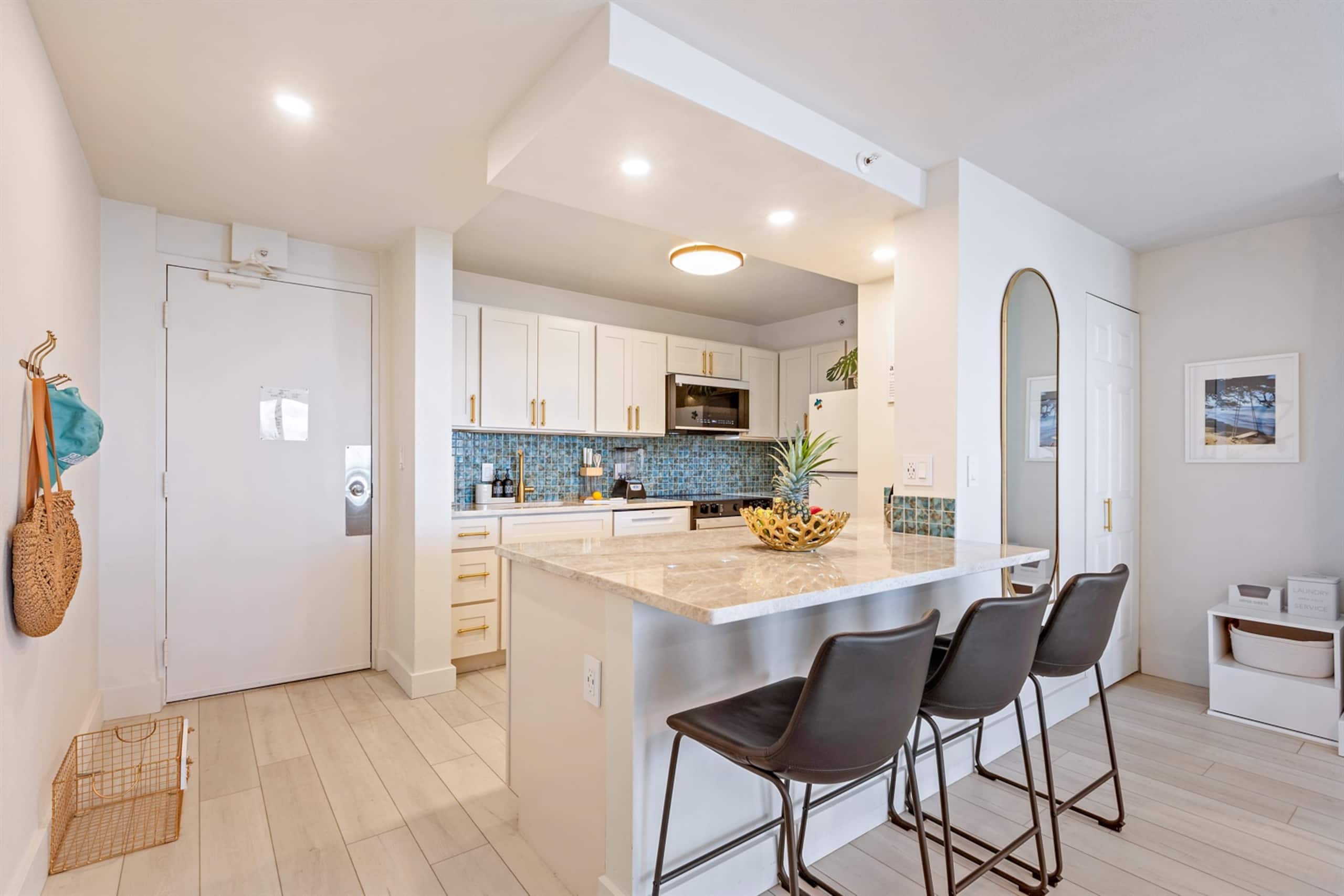 Condo in Lahaina · ★5.0 · 1 bedroom · 2 beds · 1 private bath - Image 20