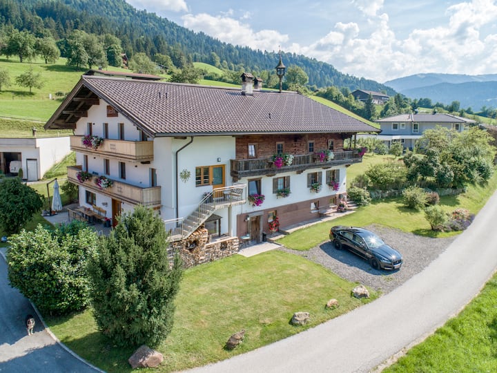 Deux Appartements Modernes à La Ferme, Ski-out - Westendorf