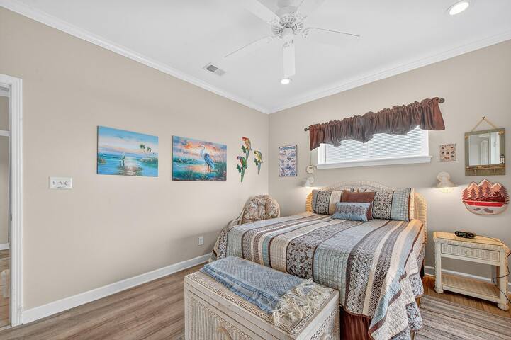 Jackie Battles Island Dream Property Mgt LLC managed Airbnb listing 1