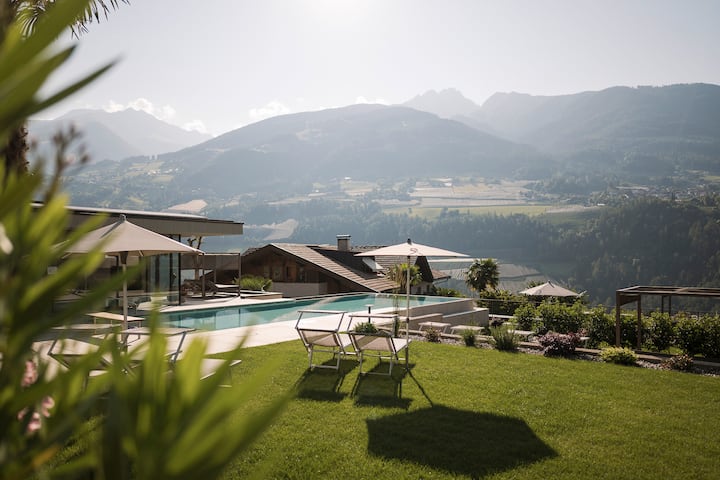 Landhaus Freiburgerhof Wohnung 2 - Riffian