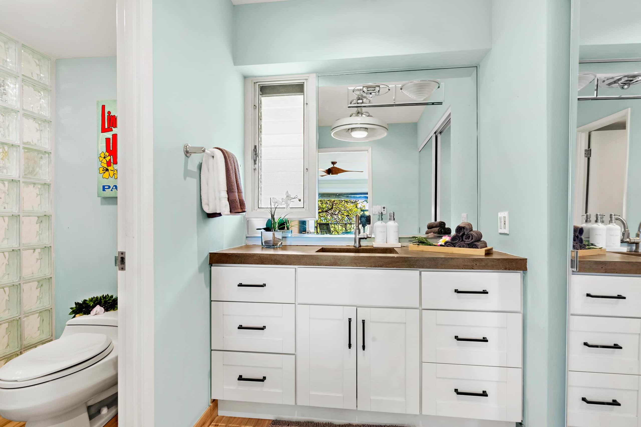 Condo in Lahaina · ★5.0 · 2 bedrooms · 4 beds · 2 baths - Image 16