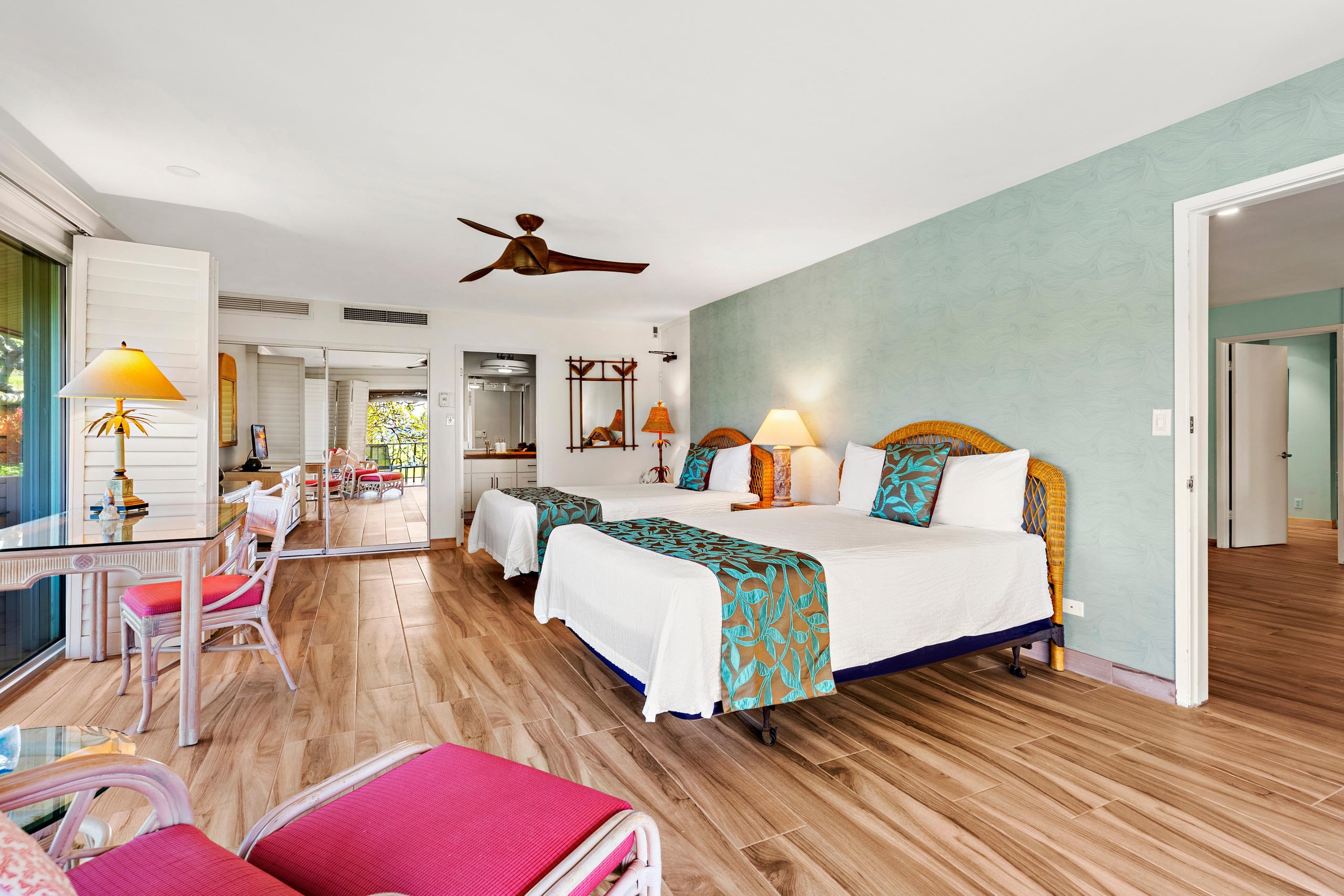Condo in Lahaina · ★5.0 · 2 bedrooms · 4 beds · 2 baths - Image 14