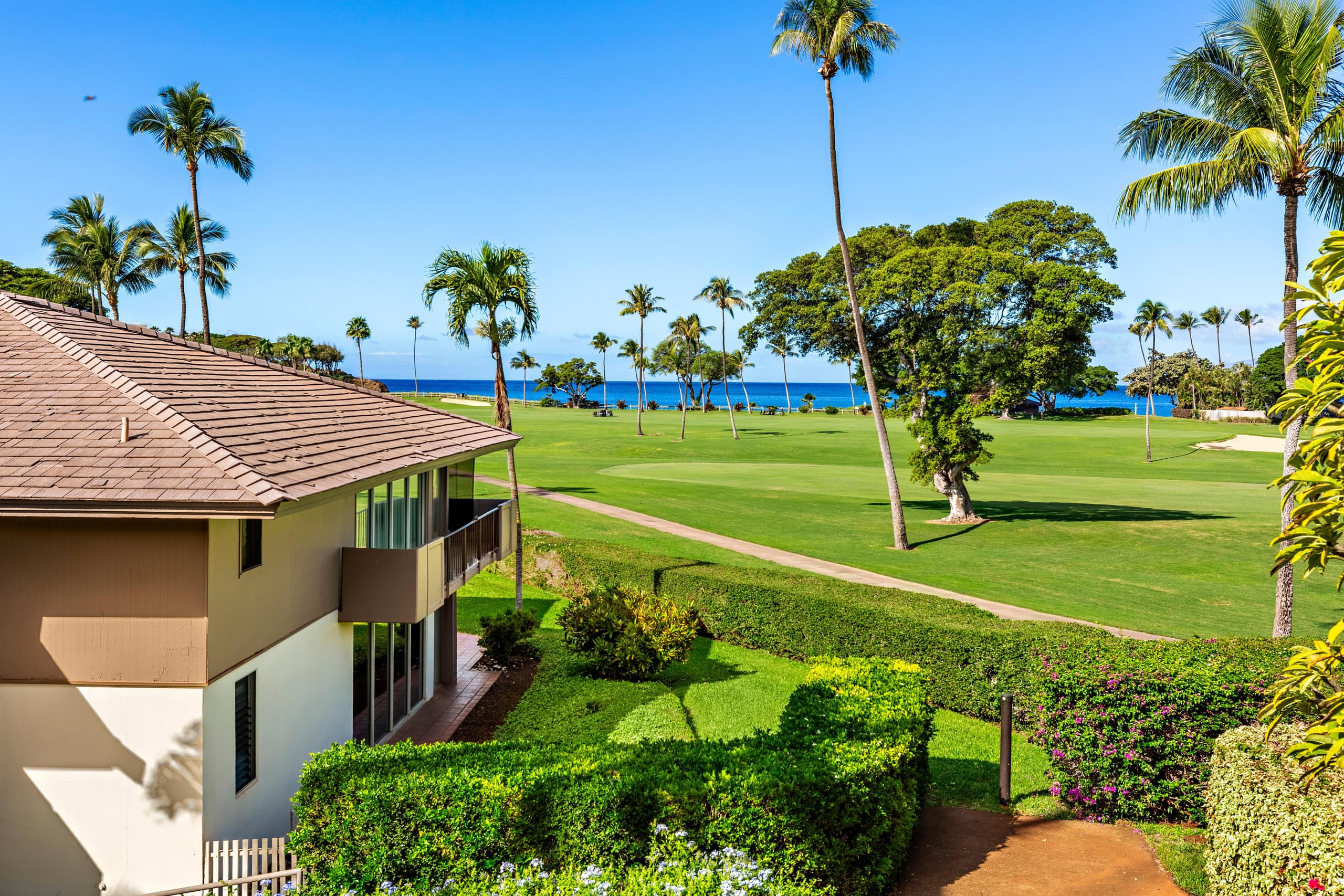 Condo in Lahaina · ★5.0 · 2 bedrooms · 4 beds · 2 baths - Image 22
