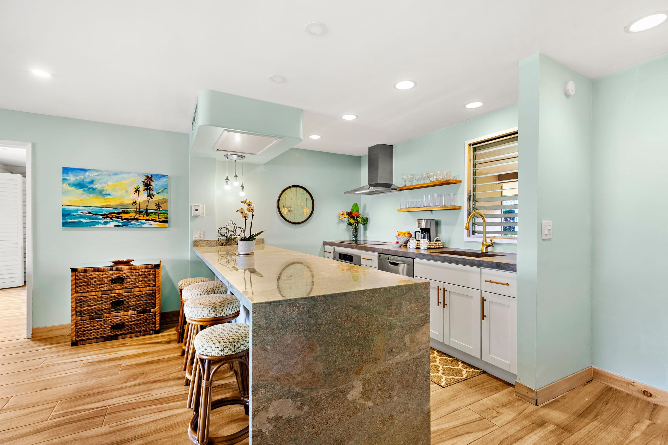 Condo in Lahaina · ★5.0 · 2 bedrooms · 4 beds · 2 baths - Image 9
