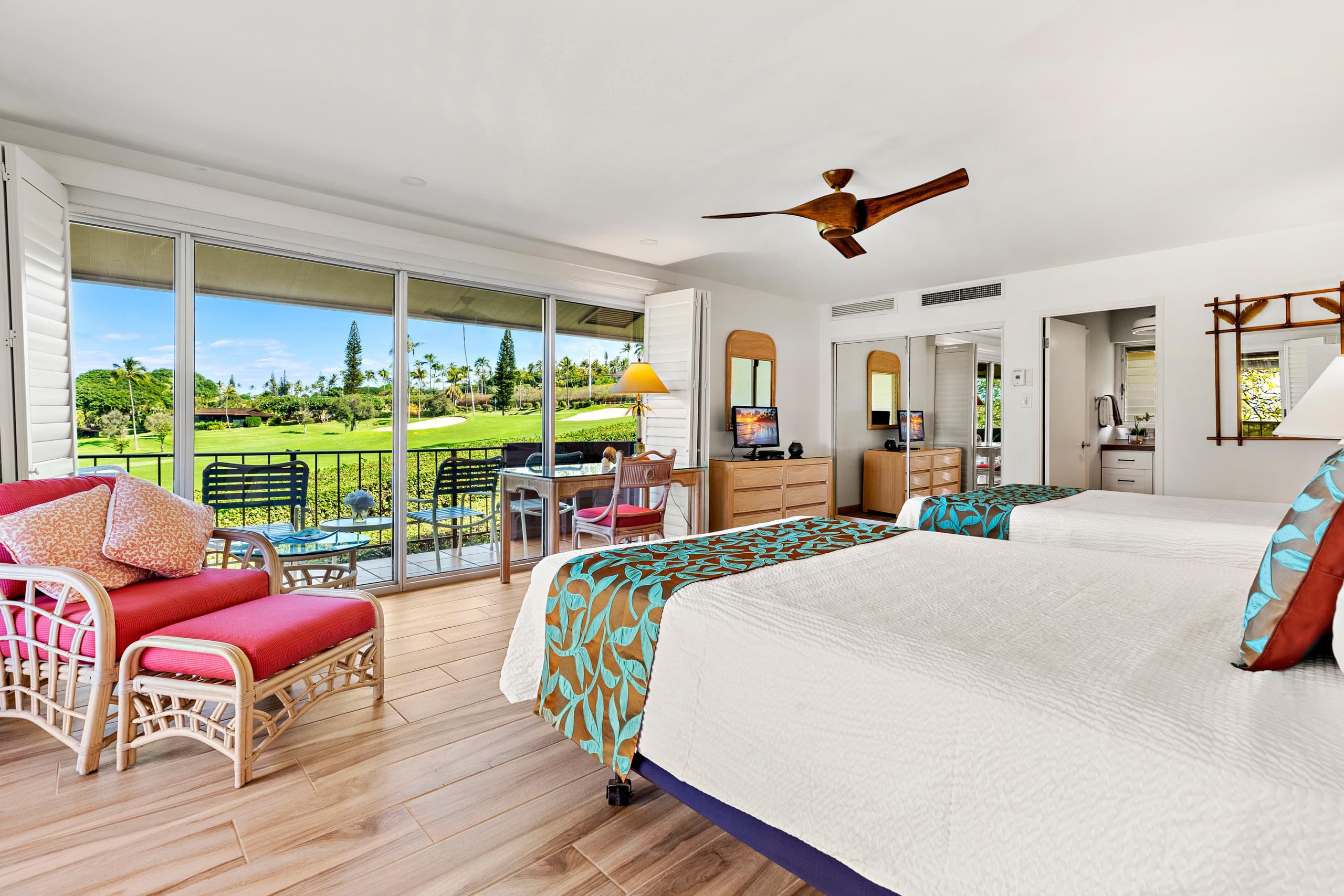 Condo in Lahaina · ★5.0 · 2 bedrooms · 4 beds · 2 baths - Image 13