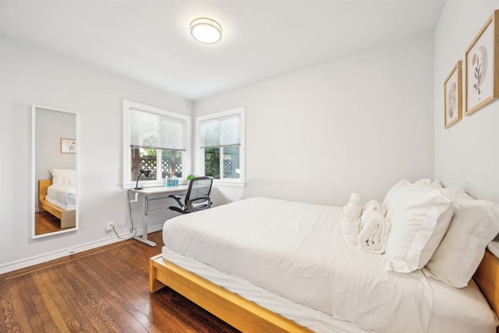 Charming 2br/1ba Apt In Burlingame, Close To Sfo - Burlingame, CA