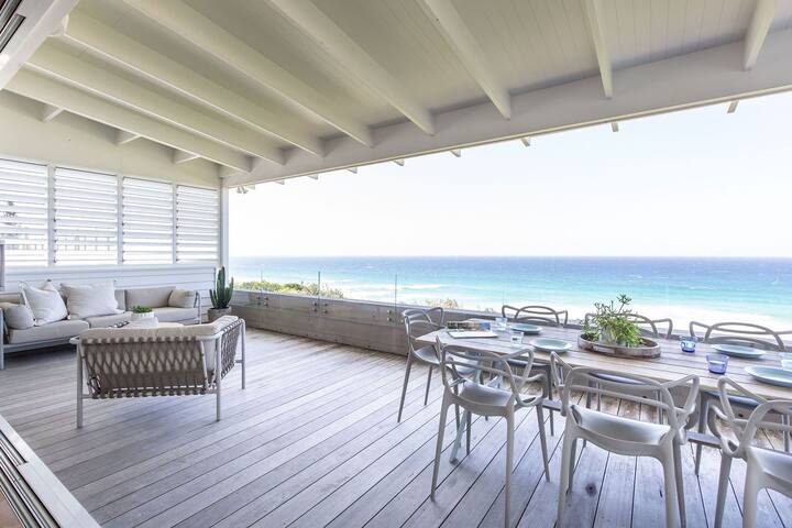 Seabreeze on Sunshine Beach