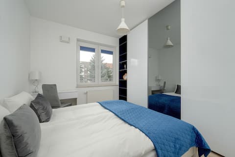Top Airbnb: Spacious Apartment in Wroclaw | Balcony and Worksp in Tarnogaj