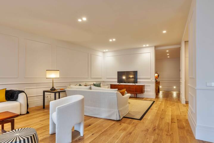 Canalejas Place apartment in Madrid gallery image 4