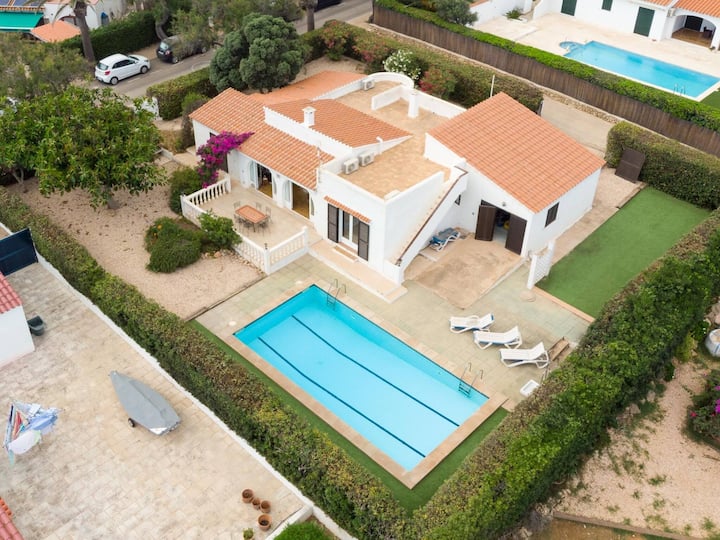 La Tortuga Is A Delightful Menorcan Villa - Mahón