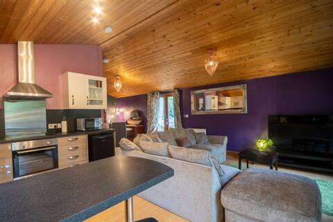 Beveren Lodge @ Still Rabbit