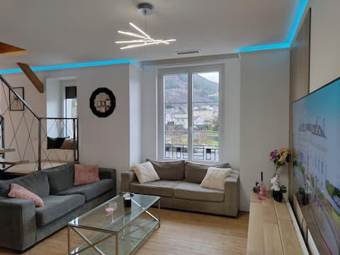 Magnificent 135 m2 duplex near the train station