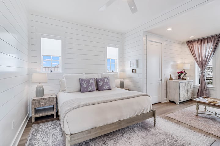 Primary King Suite, 3rd Floor . 