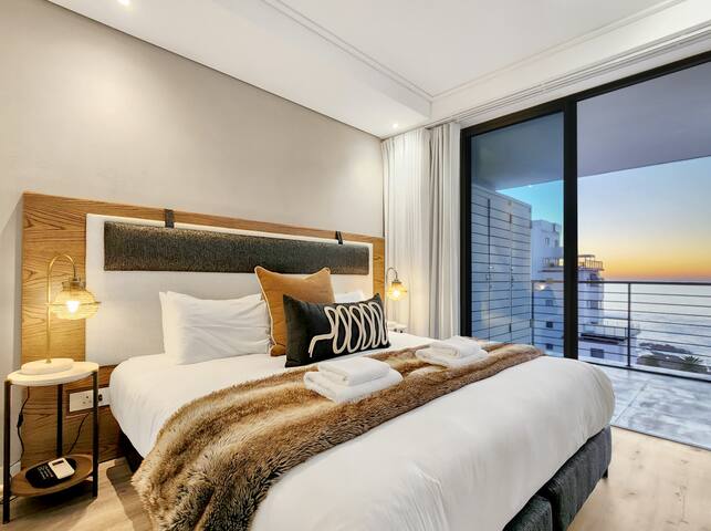 Luxury 3 Bed W Pool, Sea Views | No Load shedding gallery image 3