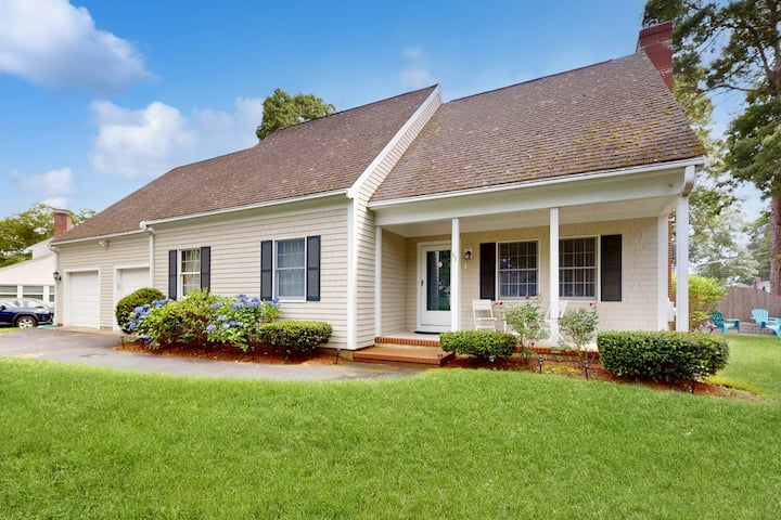 Serene Home Near The Beach With Open Floor Plan, Y - Capo Cod, MA