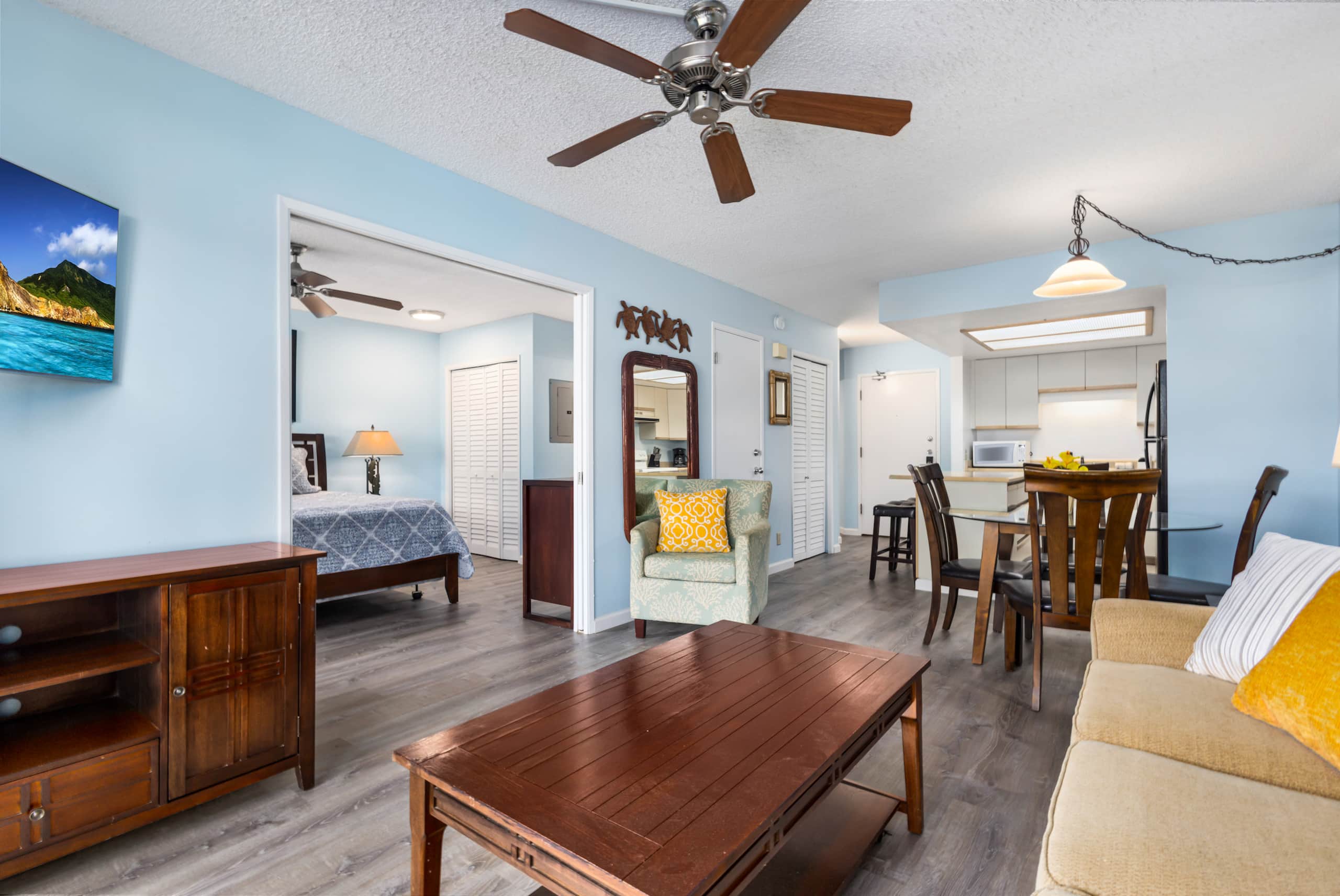 Condo in Kihei · ★4.89 · 1 bedroom · 2 beds · 2 shared baths - Image 4