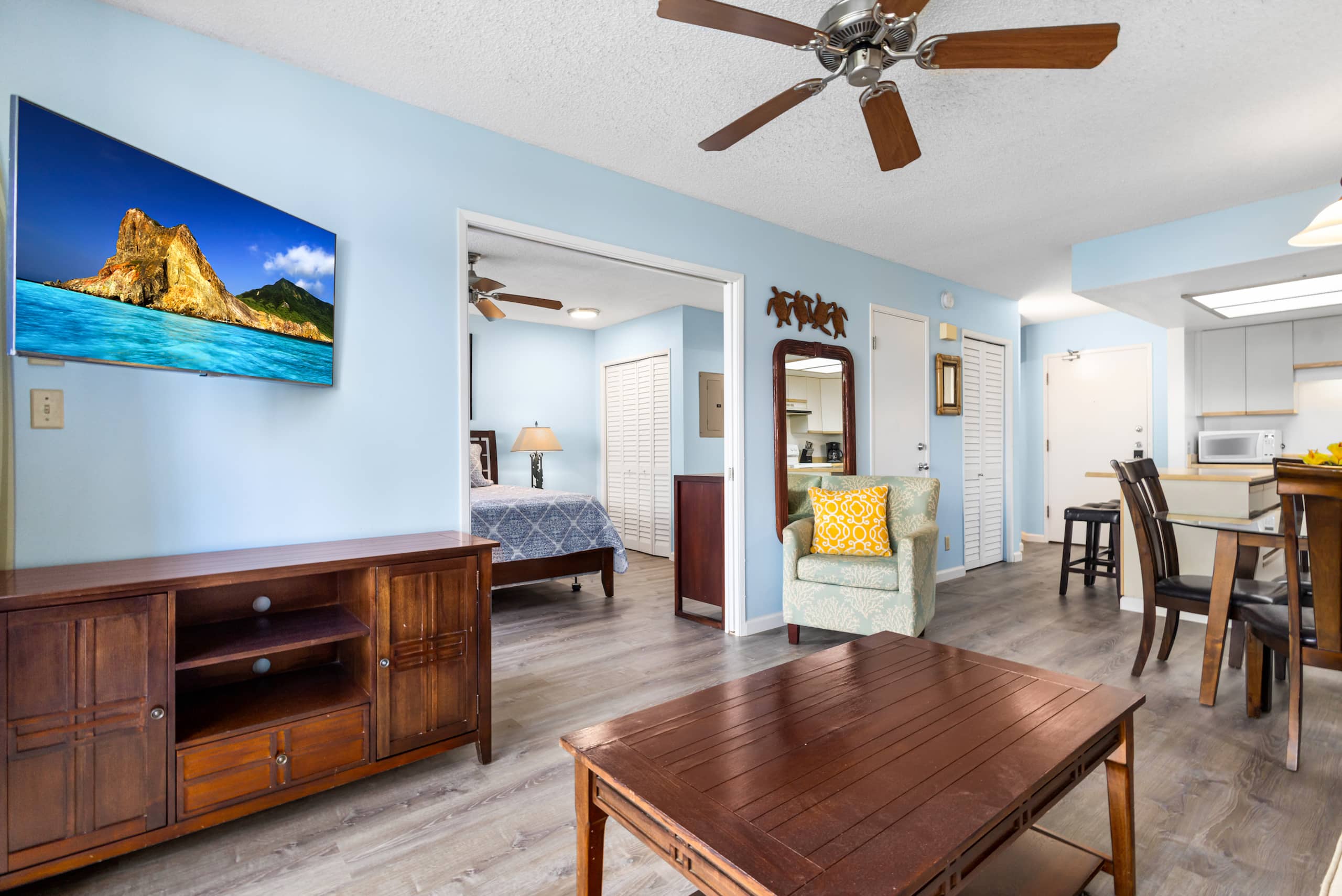 Condo in Kihei · ★4.89 · 1 bedroom · 2 beds · 2 shared baths - Image 6