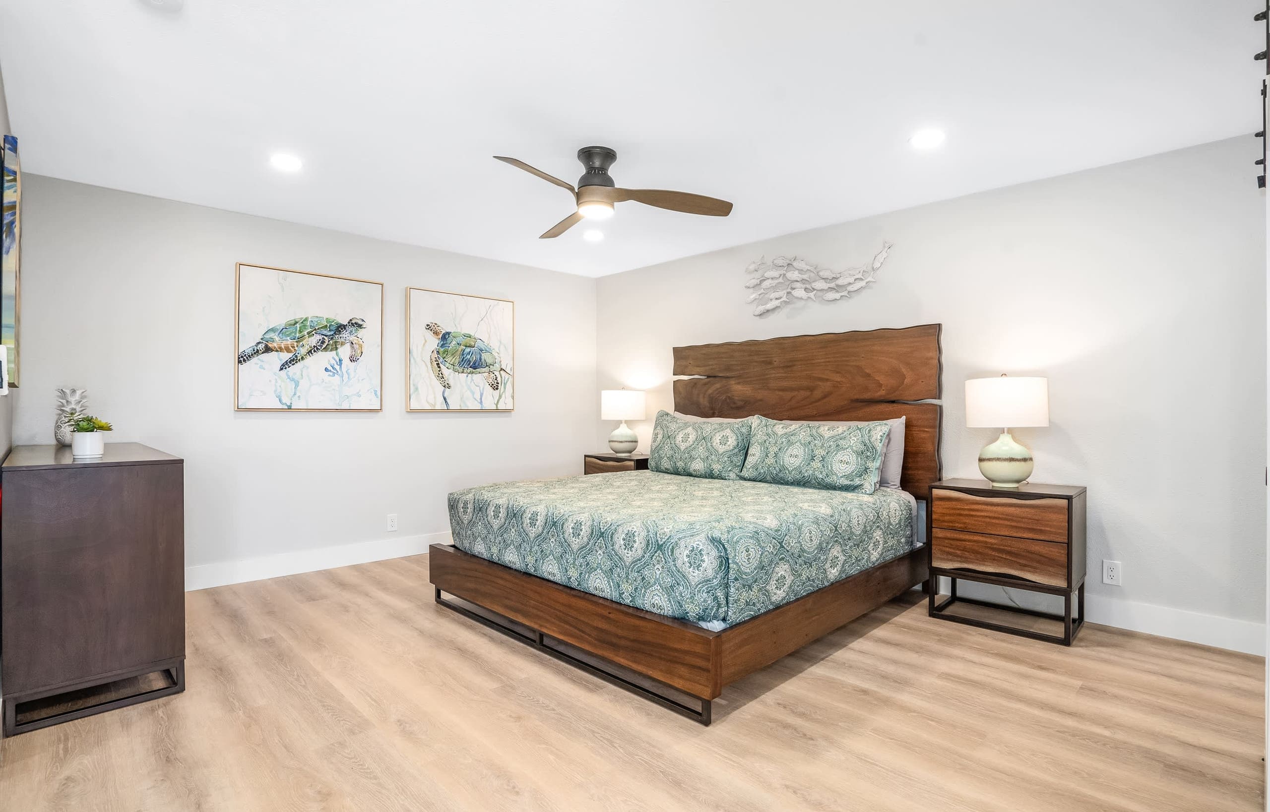 Condo in Kihei · ★4.95 · 2 bedrooms · 3 beds · 2 baths - Image 31