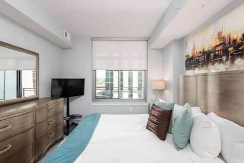 near Woodmont Triangle 1 BR | Near Chevy Chase