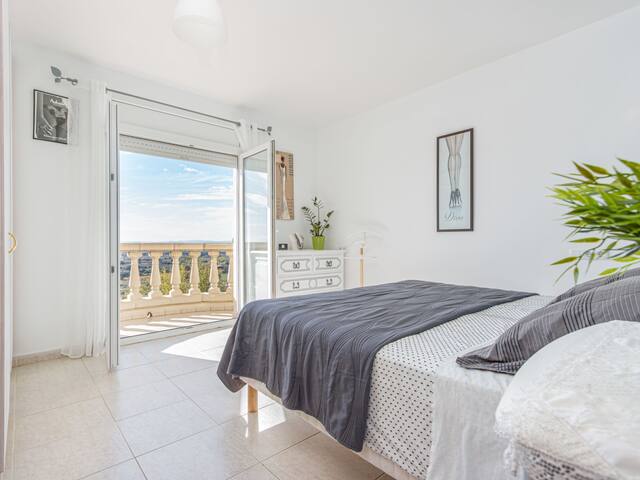 Golden by Interhome gallery image 5