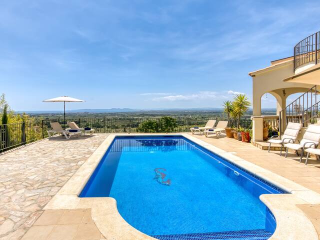 Golden by Interhome gallery image 2