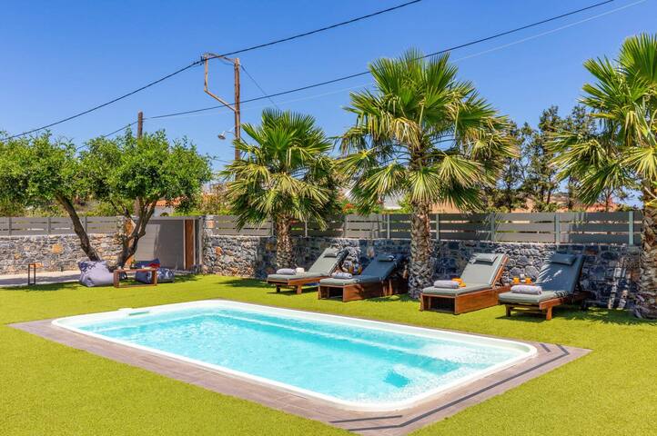 Villa Manefic by Villa Plus gallery image 2