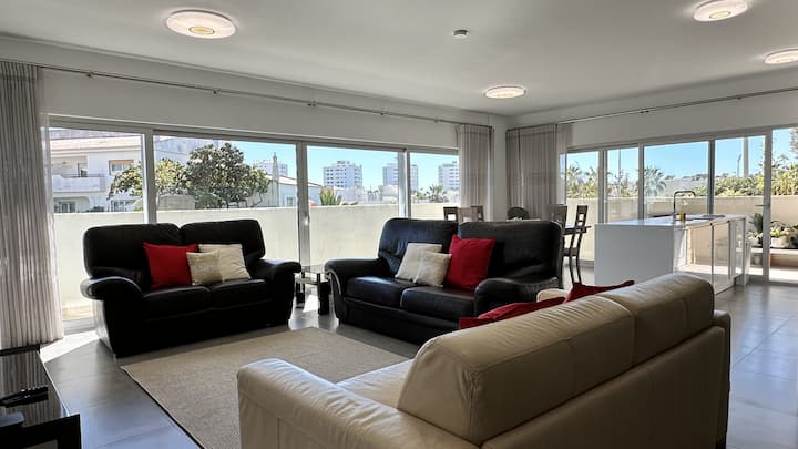 Harmony | Modern Apartment | 8 Pax | Albufeira - Albufeira