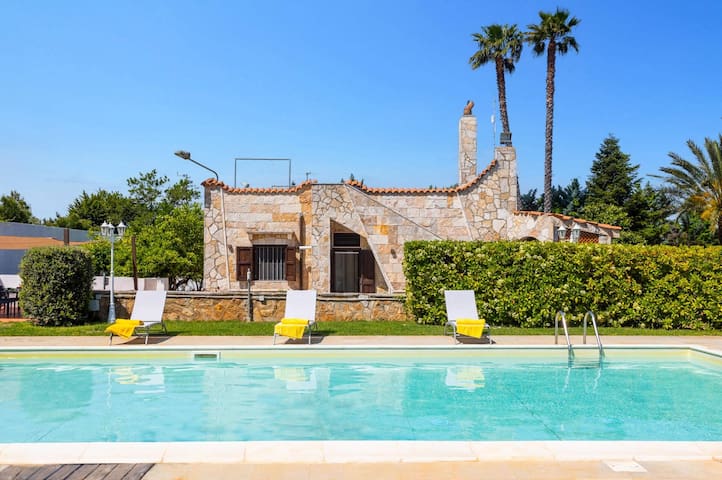 Villa Anna by Villa Plus