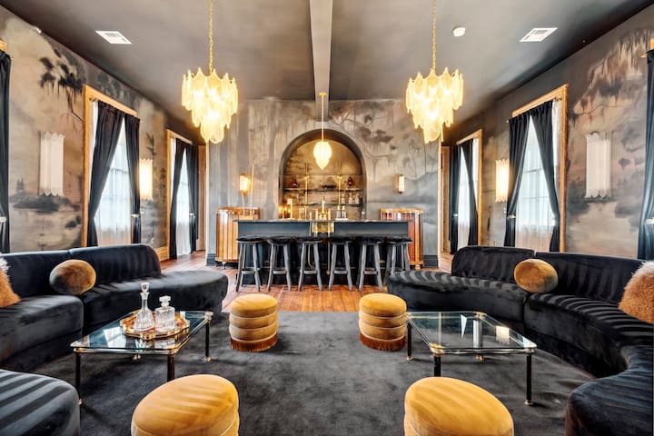 Opulent Art Deco Villa w Pool & Hot Tub 5bd|6.5ba