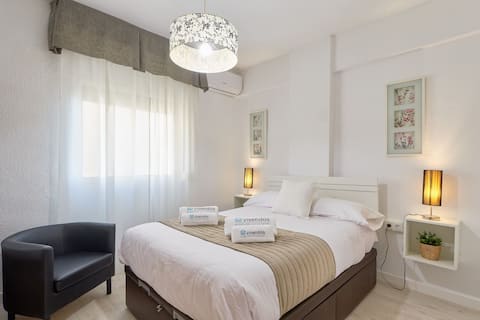 Top Airbnb: Vivendos - MA10 - Master Alonso en Jardín De La Abadía