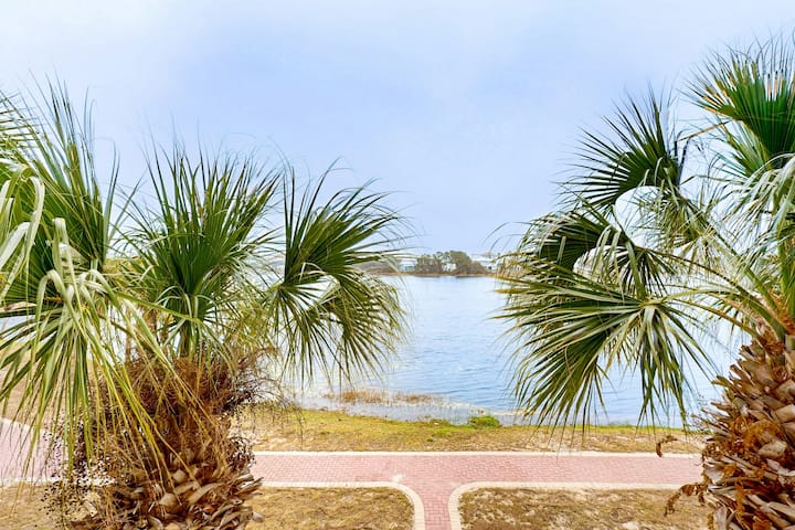 1br Lakefront Condo W/heated Pool, Hot Tub, W/d - Rosemary Beach, Panama City Beach