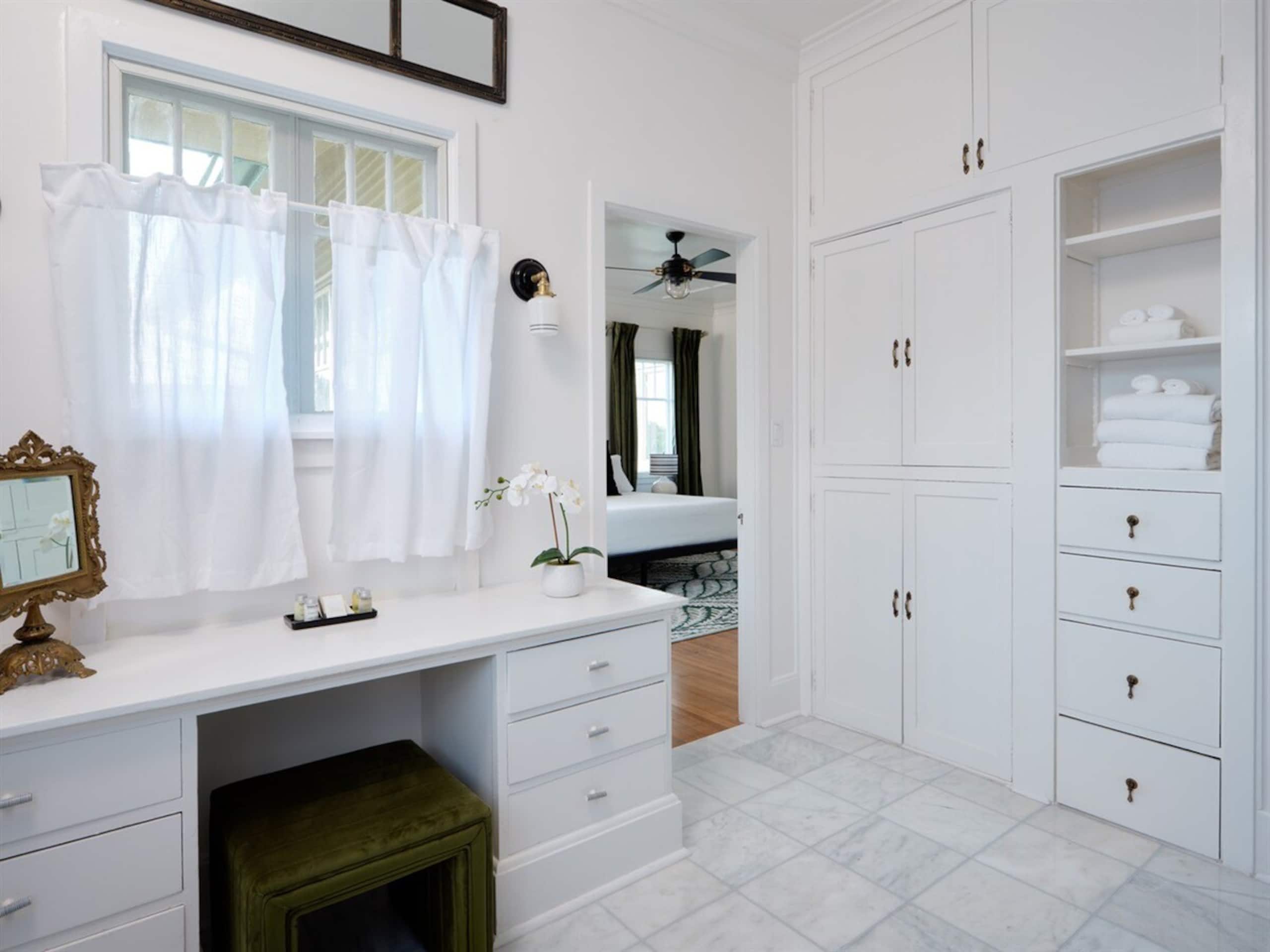 Home in Wailuku · ★4.97 · 1 bedroom · 1 bed · 1 bath - Image 8