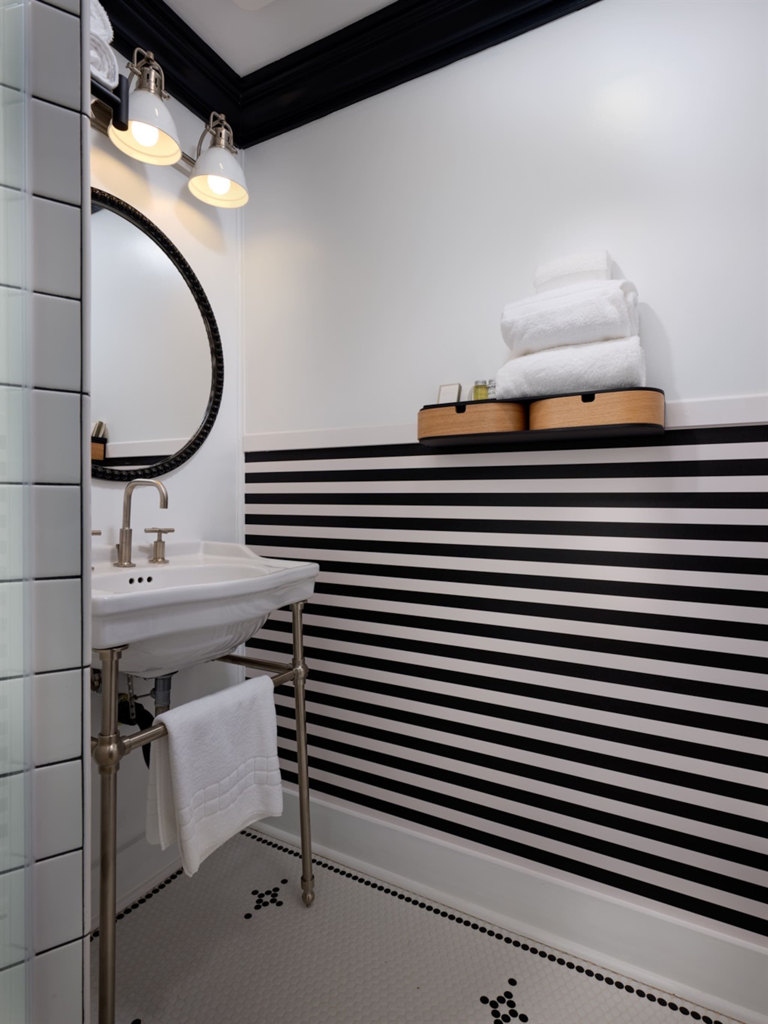Home in Wailuku · ★4.4 · 1 bedroom · 1 bed · 1 bath - Image 8
