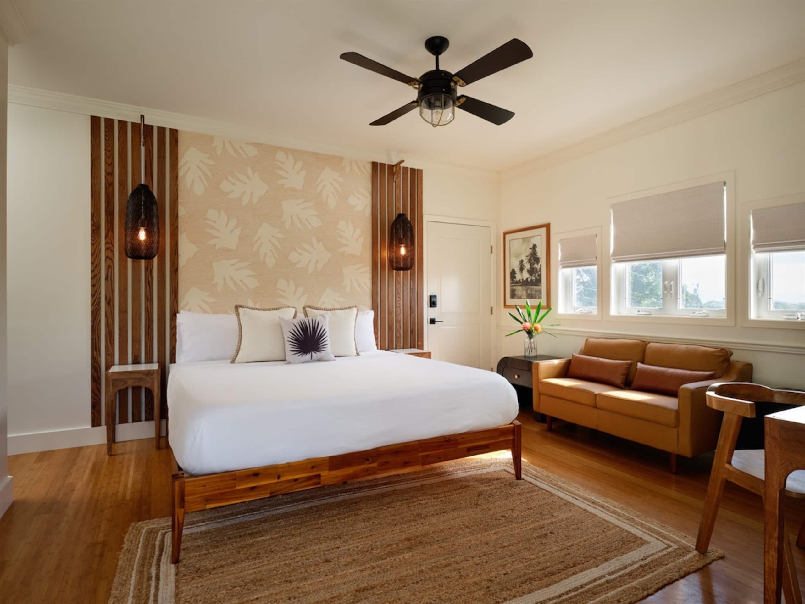 Home in Wailuku · ★4.79 · 1 bedroom · 1 bed · 1 bath - Image 1