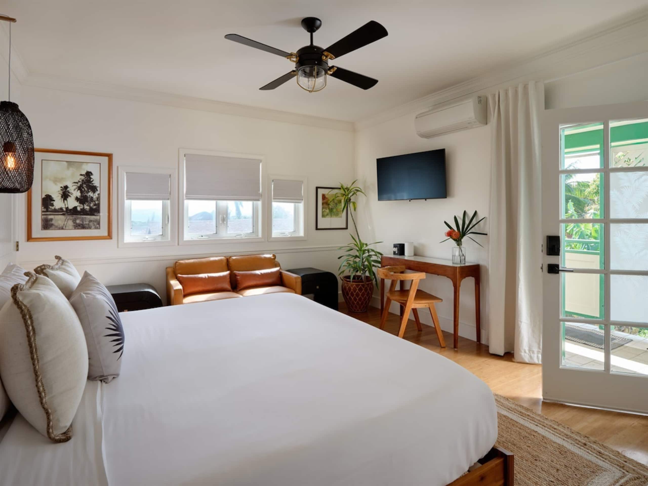 Home in Wailuku · ★4.79 · 1 bedroom · 1 bed · 1 bath - Image 4