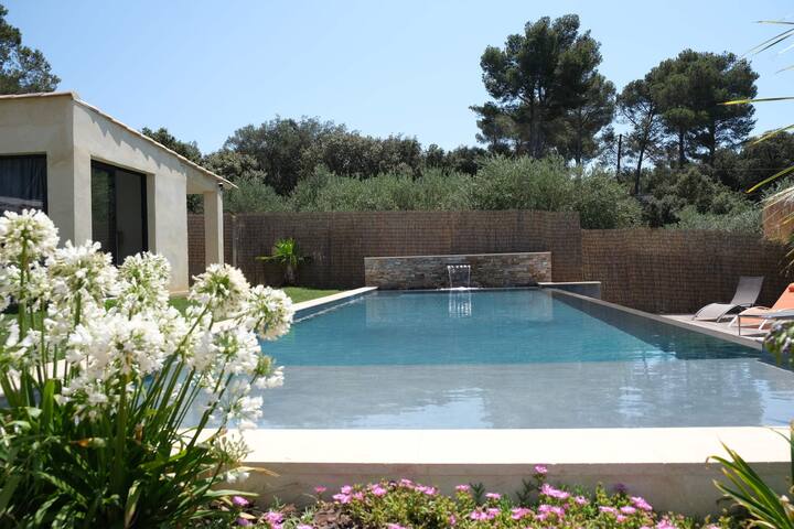 Plaisirs & Maisons De Provence managed Airbnb listing 1