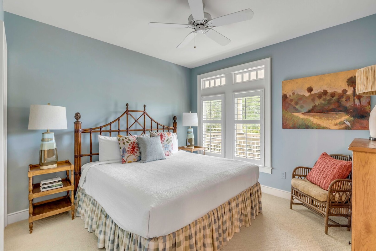 Dormitor 3 - pat matrimonial - baie comună (cu dormitor 4, doi gemeni) - primul etaj