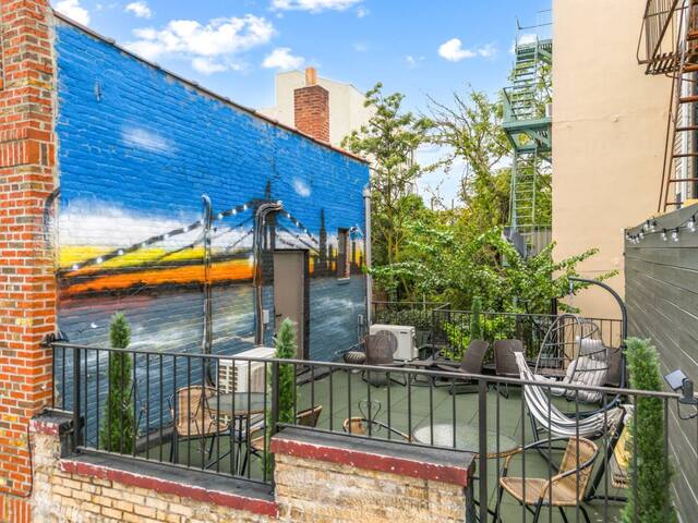 Bushwick 3BR Loft – Rooftop, Group Friendly gallery image 5