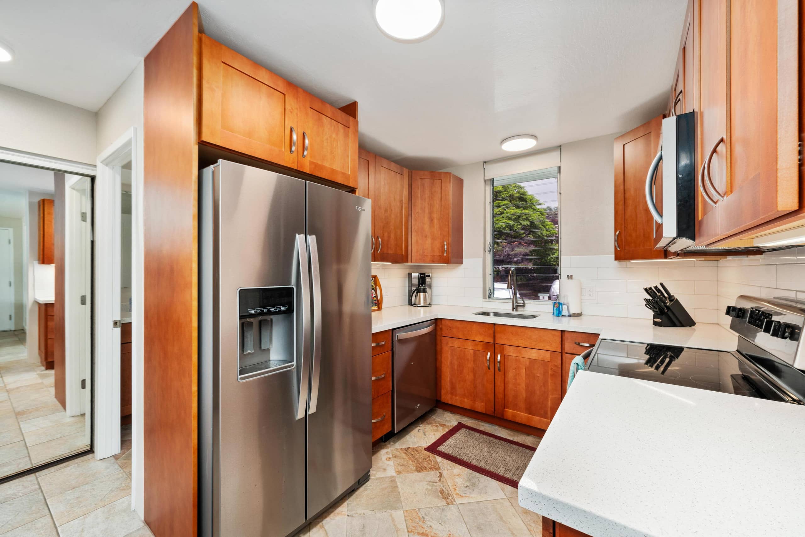 Condo in Kailua-Kona · ★4.6 · 2 bedrooms · 2 beds · 2 private baths - Image 2