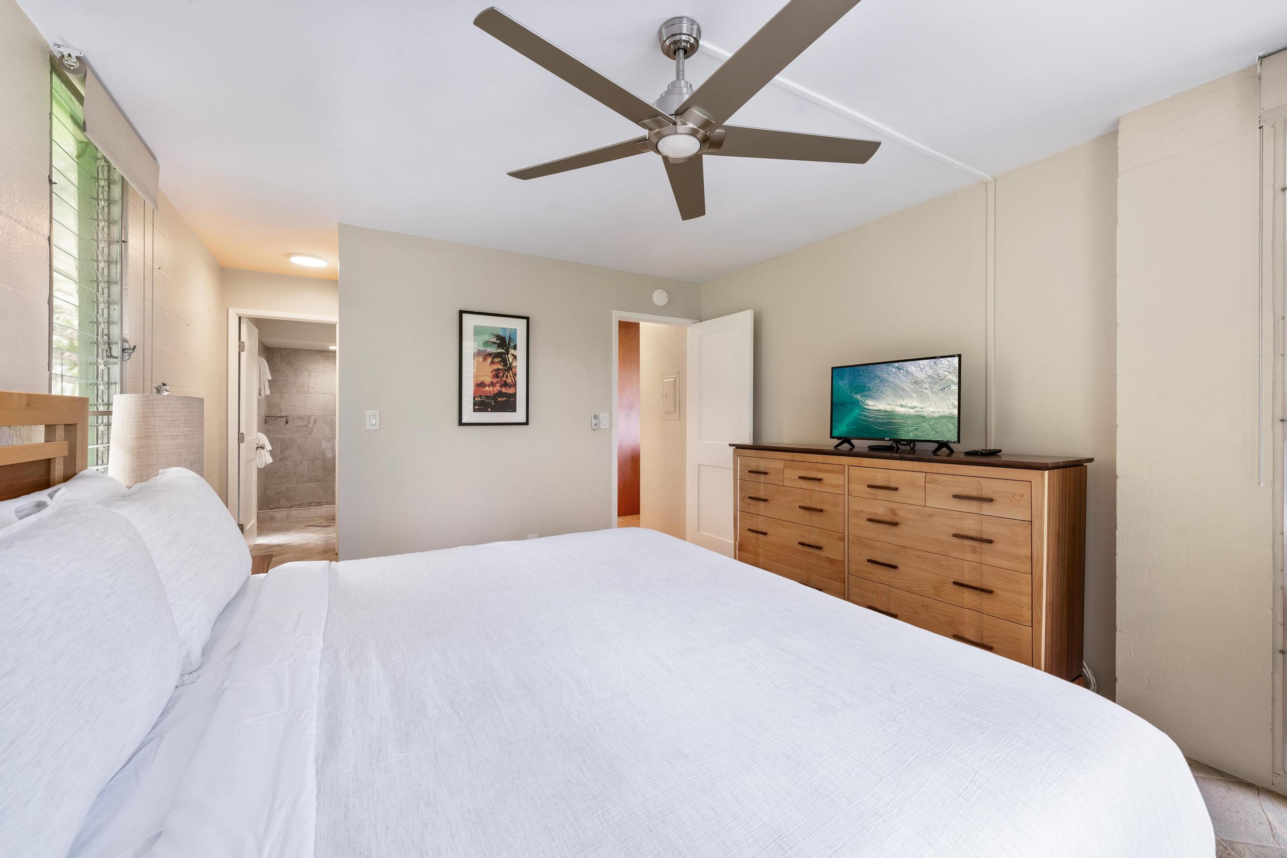 Condo in Kailua-Kona · ★4.6 · 2 bedrooms · 2 beds · 2 private baths - Image 19