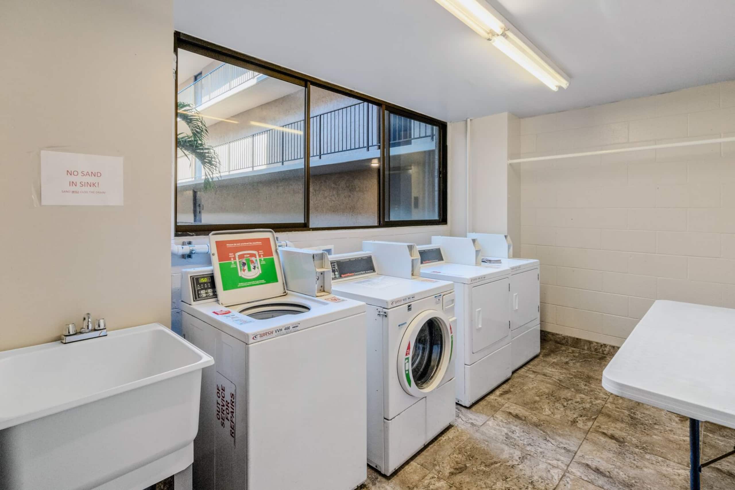 Condo in Kihei · ★4.76 · 1 bedroom · 2 beds · 1 bath - Image 11