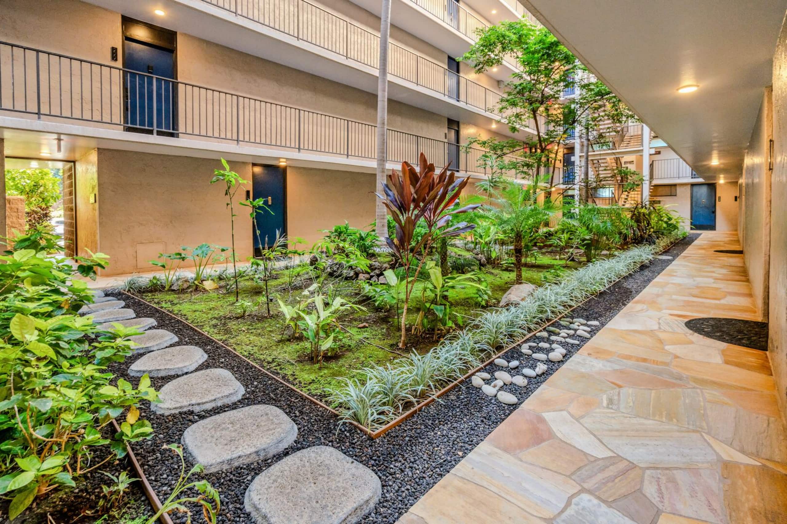 Condo in Kihei · ★4.76 · 1 bedroom · 2 beds · 1 bath - Image 26
