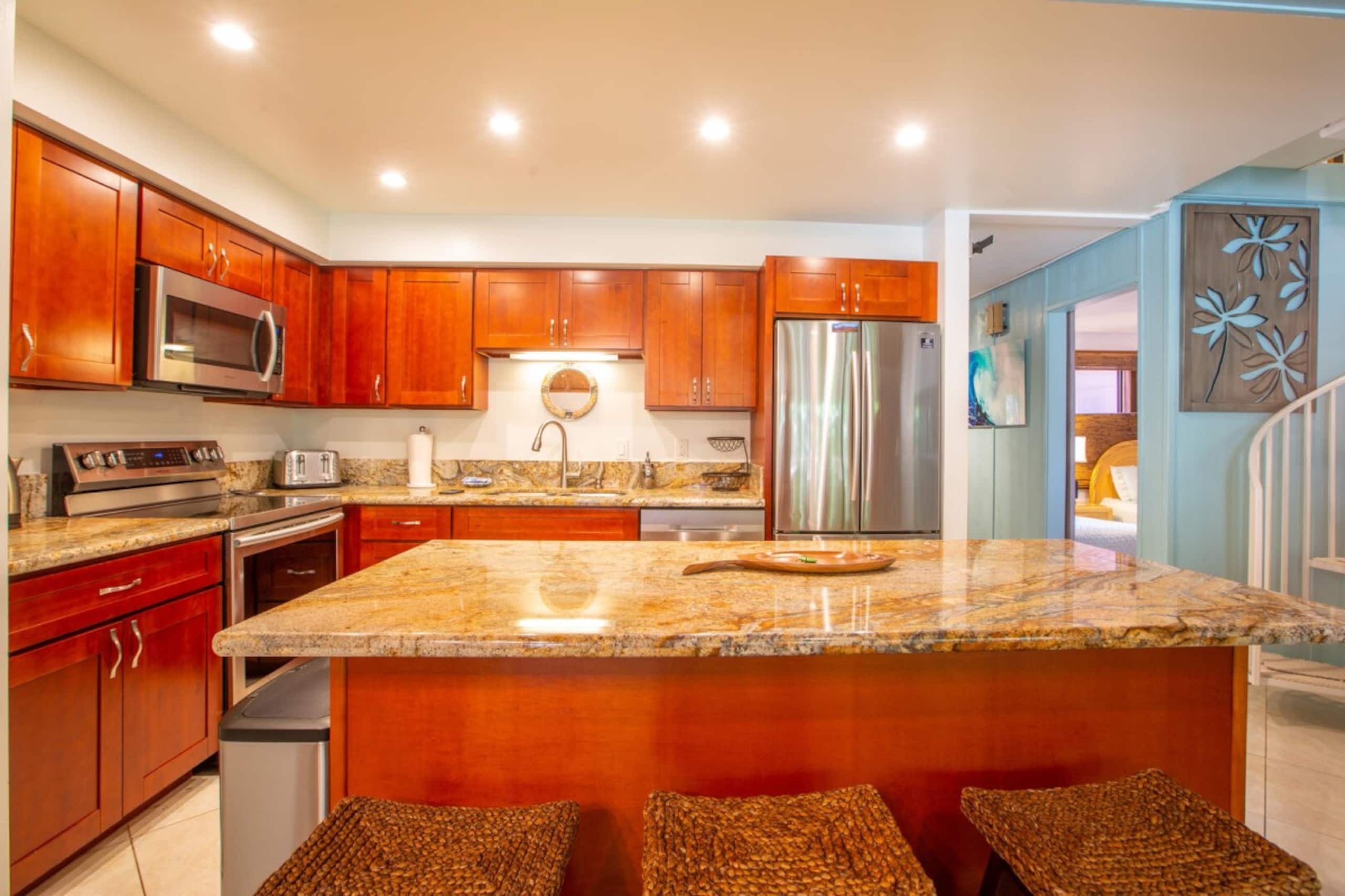 Condo in Kihei · ★4.82 · 3 bedrooms · 6 beds · 2 private baths - Image 12