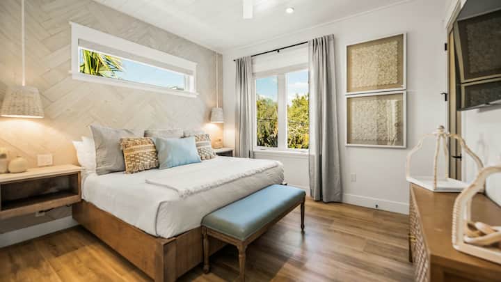 Dormitorio 2 - Cama tamaño king y baño privado