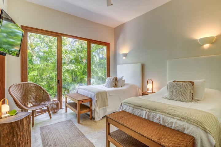 План за имот