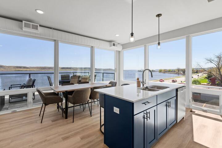 Great River Flats managed Airbnb listing 1