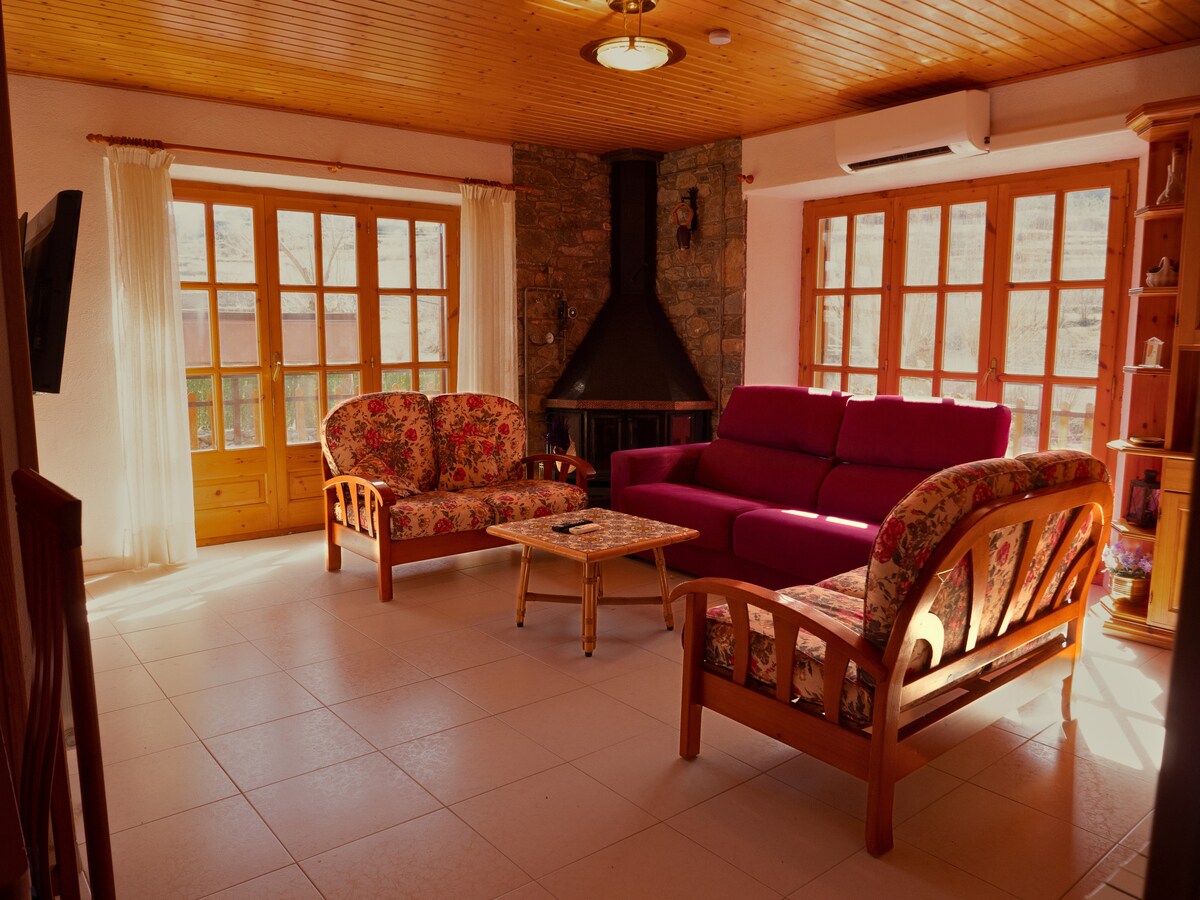 Popular Airbnb listing: Cal Pujol in Lleida